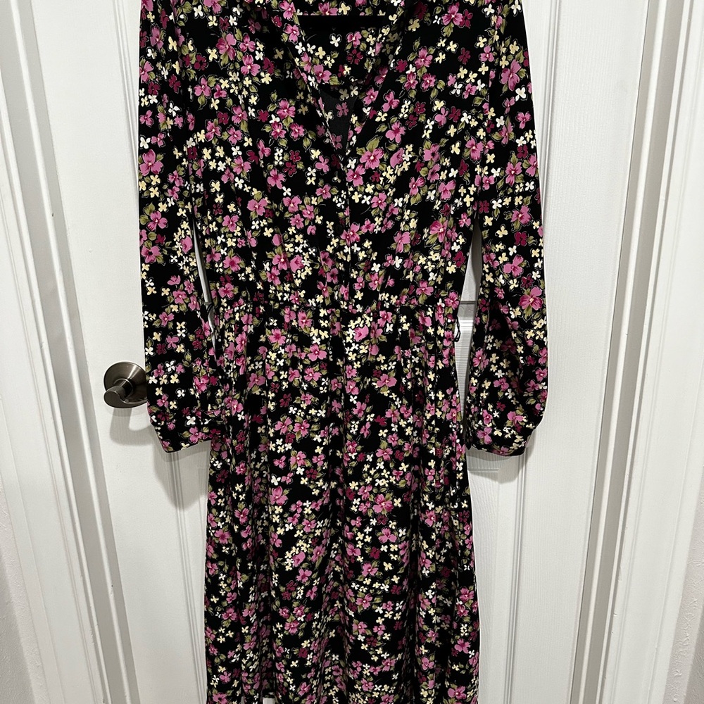 Elizabeth Williams, Floral Black and Pink Dress